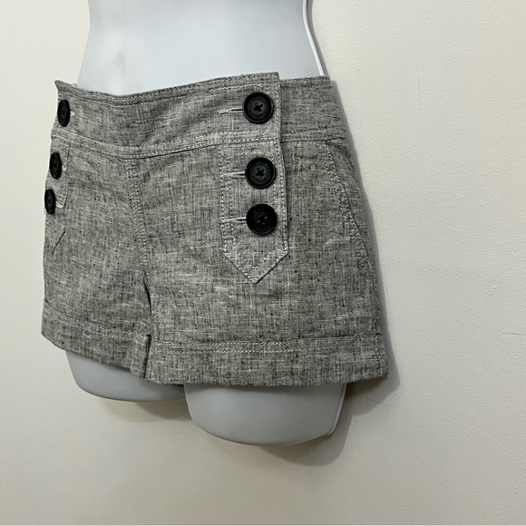 Gray short shorts by Express are NWT. Size 2 - Picture 2 of 9